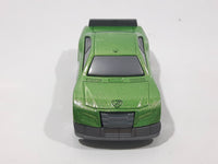 Motor Max No. W6205 W6206 Green Die Cast Toy Car Vehicle