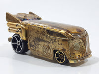 2015 Hot Wheels Star Wars Character Cars C-3PO Pearl Gold Chrome Die Cast Toy Car Vehicle