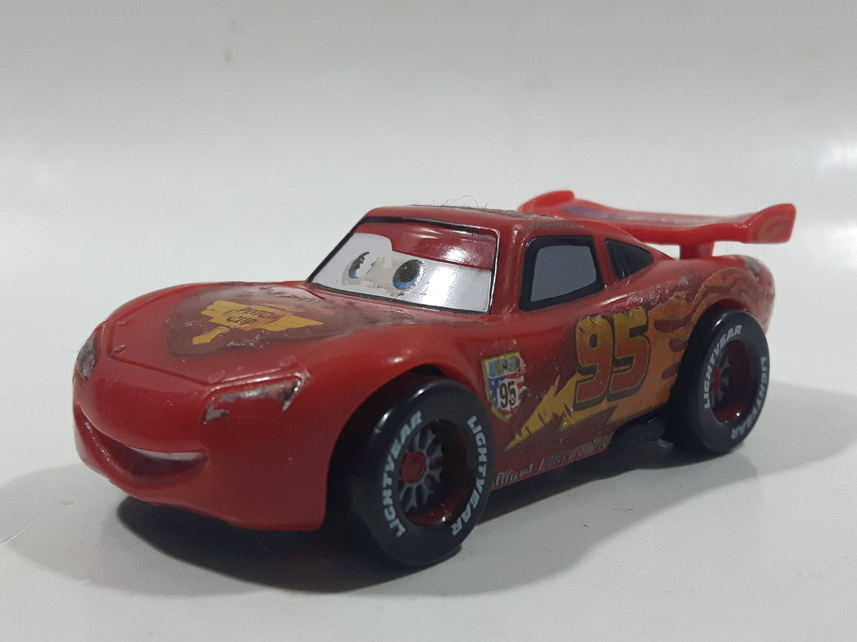 Disney Pixar Cars Lightning McQueen #95 Red Plastic Die Cast Toy Race ...