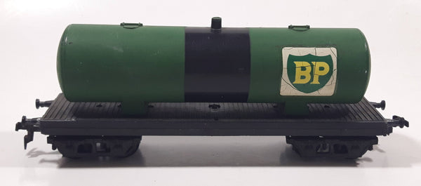 Lima Italy HO Scale BP British Petroleum Green Plastic Fuel Oil Tanker Train Car