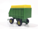 Ertl John Deere Green and Yellow Covered Forage Farm Hay Wagon Trailer Die Cast and Plastic Toy Farming Machinery Vehicle G01517YL01