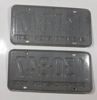 Set of Matching Vintage 1971 Saskatchewan Red Lettering White Vehicle License Plate Metal Tags 130-847