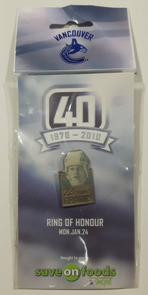 Collectible Thomas Gradin (Vancouver Canucks NHL) Ring of Honor Hockey Pin