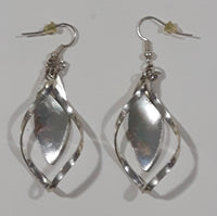 Silver Tone Twisted Pointed Oval Metal Dangling Wire Hook