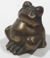 Vintage Small 1 1/2" Tall Brass Metal Frog