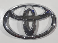 2009-2013 Toyota Highlander 75431 02080 Rear Trunk Lid Car Emblem Logo OEM