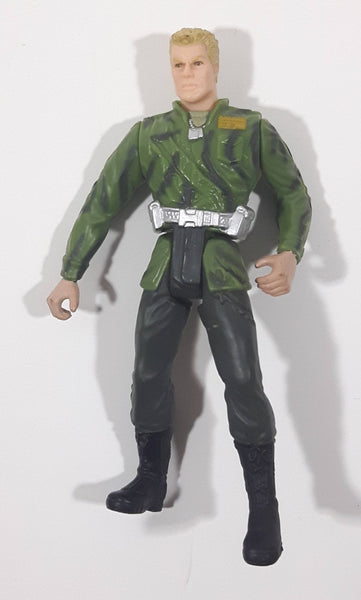 2000 Hasbro Universal Amblin Jurassic Park III Military General 4" Tall Toy Action Figure
