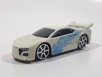 Maisto Street Speeder "Fresh Paint" White Die Cast Toy Car Vehicle