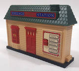 1989 New Bright Holiday Time Village Station Plastic Train Toy
