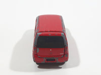 2004 Tomy Tomica No. 19 Suzuki Alto Red 1/57 Scale Die Cast Toy Car Vehicle with Opening Rear Hatch