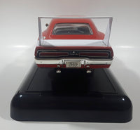 ERTL American Muscle 1969 Dodge Charger Daytona Hemi 1/18 Scale Die Cast Toy Car Vehicle on Display Stand with Minnesota Collector Plates