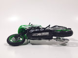 Maisto Kawasaki ZX SR Motor Cycle Green Die Cast Toy Car Vehicle Twisted Front Wheel Support 4 3/4" Long