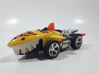 2016 Mattel Toy State Hot Wheels Extreme Shark Cruiser with Sounds Plastic Die Cast Toy Car Vehicle 5 1/4" Long