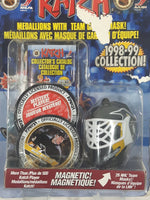 1998-99 Collection Irwin Toys NHL Ice Hockey Katch Medallions with Team Goalie Mask Pittsburgh Penguins New in Package