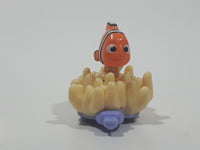 Kinder Surprise SD307 Disney Pixar Finding Dory Snap Together Plastic Toy Figure