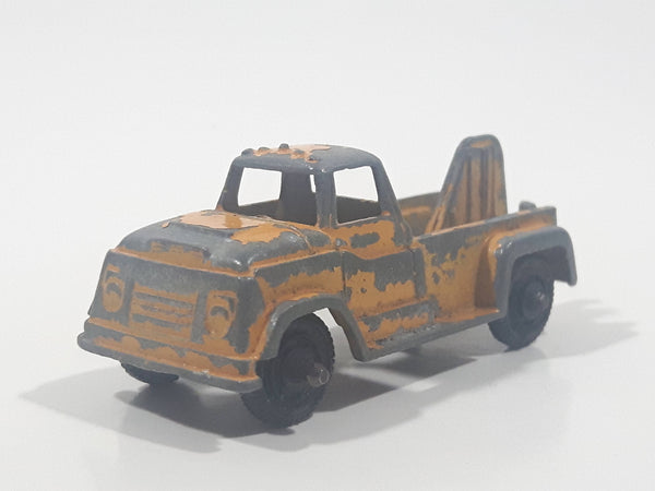 Vintage Tootsie Toys C421 Salvage Wrecker Tow Truck Yellow Die Cast Toy Car Vehicle Made in Chicago U.S.A.