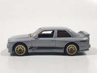 2013 Hot Wheels HW Showroom: All Stars '92 BMW M3 Metalflake Silver Die Cast Toy Car Vehicle