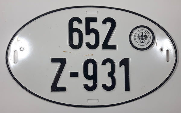 Vintage 1967 Western Germany Customs Export Bundesfinanzervwaltung Oval Shaped Metal Vehicle License Plate Tag 652 Z-931