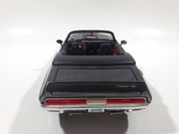 2005 Maisto Pro Modz 1970 Dodge Challenger R/T Convertible Black 1/24 Scale Die Cast Toy Car Vehicle