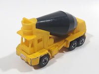 1995 Hot Wheels Oshkosh Cement Mixer Yellow & Black Die Cast Toy Truck Construction Vehicle BW
