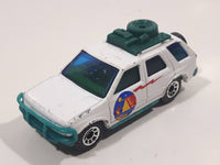 1999 Matchbox Wilderness Road Trip Isuzu Rodeo Vauxhall Frontera White Die Cast Toy Car Vehicle