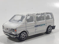 Realtoy Westjet Shuttle Van White Die Cast Toy Car Vehicle Missing the Hitch