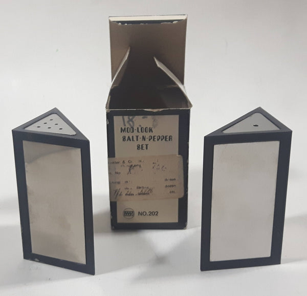 Vintage  Modern Style Mirror Sided 3 Sided Polygon Plastic 2 5/8" Tall Salt and Pepper Shaker Set New in Box Made in Hong Kong