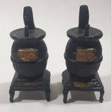 Vintage Black Pot Belly Cook Stove Shaped Plastic 3 3/4" Tall Salt and Pepper Shaker Set Made in Hong Kong