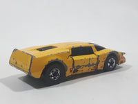 Vintage 1985 Hot Wheels Crack-Ups Exotic (side crash) Side Banger Yellow Die Cast Toy Muscle Car Vehicle Hong Kong