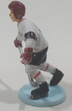 2002 DecoPac Big League Promotions Ice Hockey Player #17 Forward 2 1/2" Tall Plastic Toy Figure