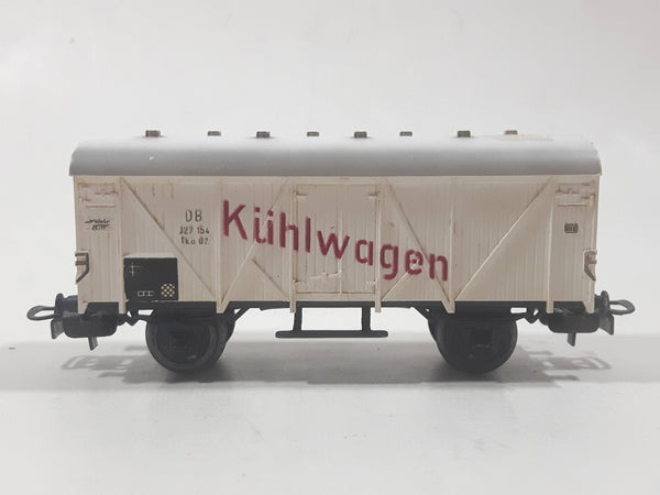 Marklin HO Scale DB 327154 Tko 02 Kuhlwagen Reefer Box Car White Plastic and Metal Train Car Vehicle Made in Germany