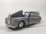 Polistil S 34 Rolls Royce Silver Cloud 1/30 Scale Die Cast Toy Car Vehicle with Opening Doors, Hood, and Trunk Missing Parts