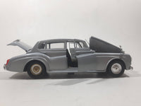 Polistil S 34 Rolls Royce Silver Cloud 1/30 Scale Die Cast Toy Car Vehicle with Opening Doors, Hood, and Trunk Missing Parts