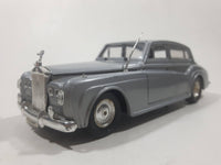 Polistil S 34 Rolls Royce Silver Cloud 1/30 Scale Die Cast Toy Car Vehicle with Opening Doors, Hood, and Trunk Missing Parts