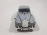 Polistil S 34 Rolls Royce Silver Cloud 1/30 Scale Die Cast Toy Car Vehicle with Opening Doors, Hood, and Trunk Missing Parts