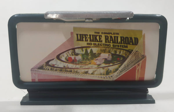 Life-Like Railroad HO Electric System Light Up Green Plastic Billboard Advertising Sign 1 7/8" x 3 1/8"