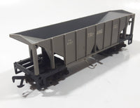 Tri-ang OO Scale R137 TR 2127 Bulk Cement Hopper Grey Plastic Train Car Vehicle Built in Britain