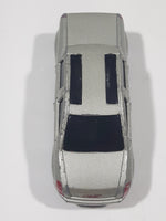 Maisto 2002 GMC Terra4 Concept Grey Die Cast Toy Car Vehicle