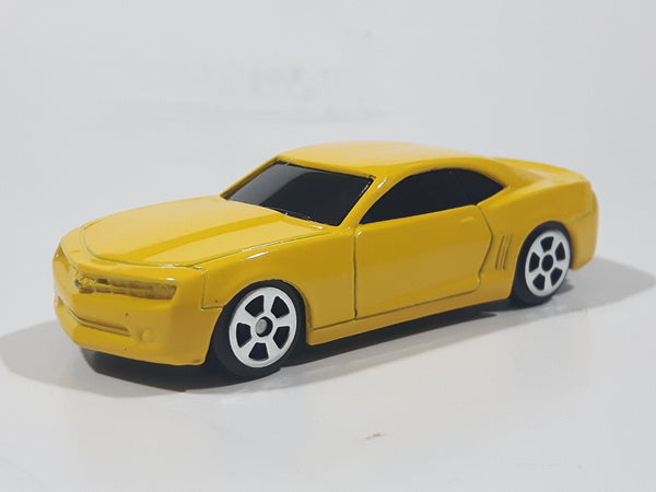 2008 Maisto Speed Wheels 2006 Chevrolet Camaro Concept Yellow Die Cast Toy Car Vehicle 1:64 Scale