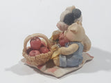 1993 Enesco Mary's Moo Moos "You Are The Apple Of My Eye" 2 3/4" Tall Resin Figurine 628867
