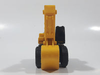 CAT Caterpillar Excavator Yellow Plastic Toy Car Vehicle 9862