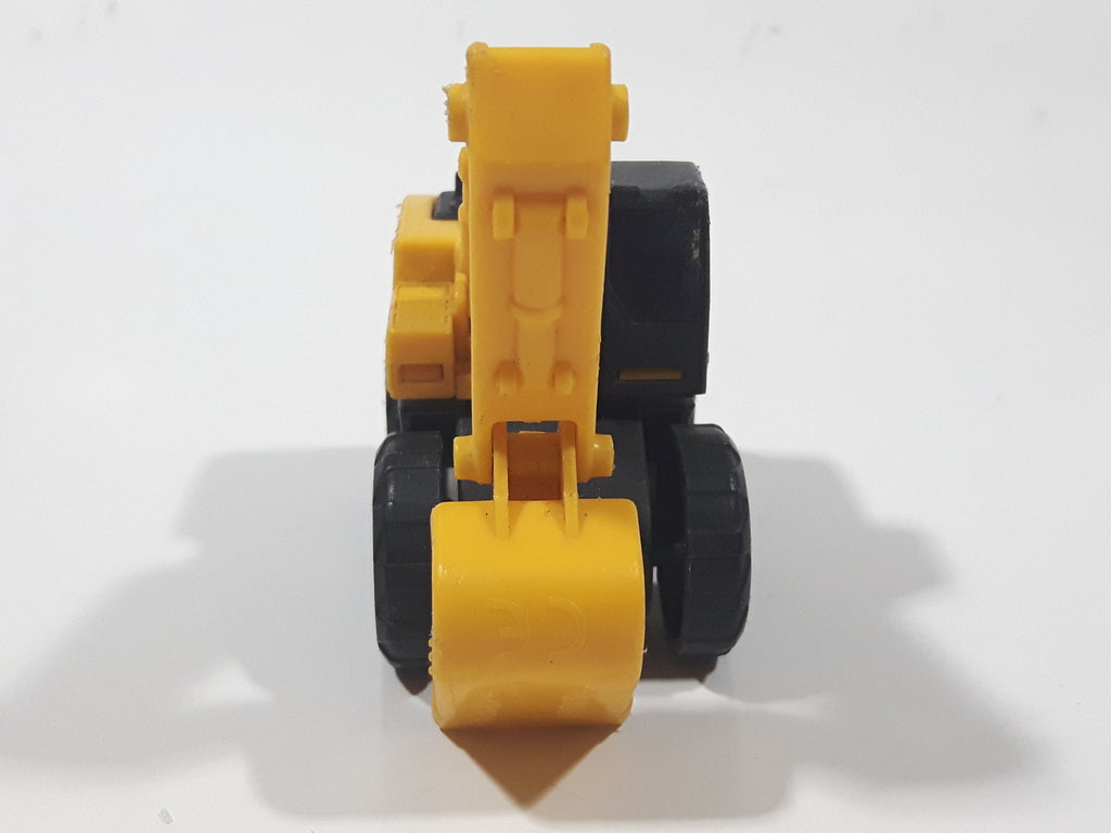 CAT Caterpillar Excavator Yellow Plastic Toy Car Vehicle 9862 ...