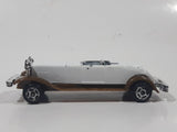 Unknown Brand Antique Classic Car White with Brown Fenders Die Cast Toy Car Vehicle