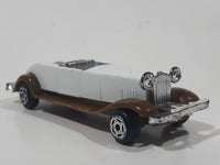 Unknown Brand Antique Classic Car White with Brown Fenders Die Cast Toy Car Vehicle