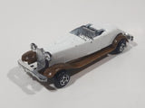 Unknown Brand Antique Classic Car White with Brown Fenders Die Cast Toy Car Vehicle