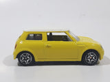 Motor Max No. 6057 2001 Mini Cooper Yellow with White Roof Die Cast Toy Car Vehicle