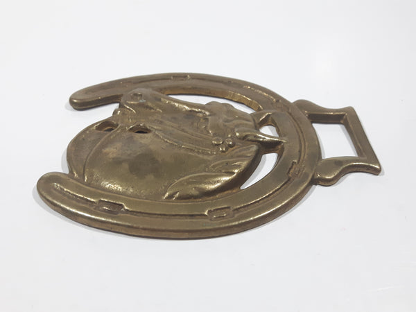 Antique Horse Head in Horseshoe Horse Brass 3 3/8 x 4 1/4 – Treasure  Valley Antiques & Collectibles