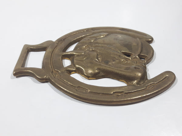 Antique Horse Head in Horseshoe Horse Brass 3 3/8 x 4 1/4 – Treasure  Valley Antiques & Collectibles