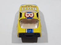 Yatming No. 1038 Chevrolet Corvette Bull King of Road Best Shot #38 Yellow Die Cast Toy Race Car Vehicle