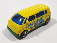 2004 Matchbox Nick Jr Blue's Clues Volkswagen Microbus Yellow Die Cast Toy Car Vehicle